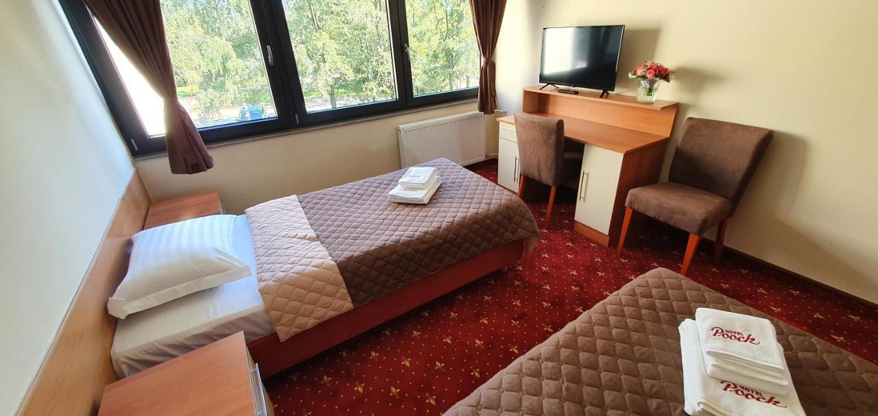 Hotel Poock Хаан Екстериор снимка